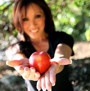 APPLE CINNAMON EGG WHITE FRENCH TOAST