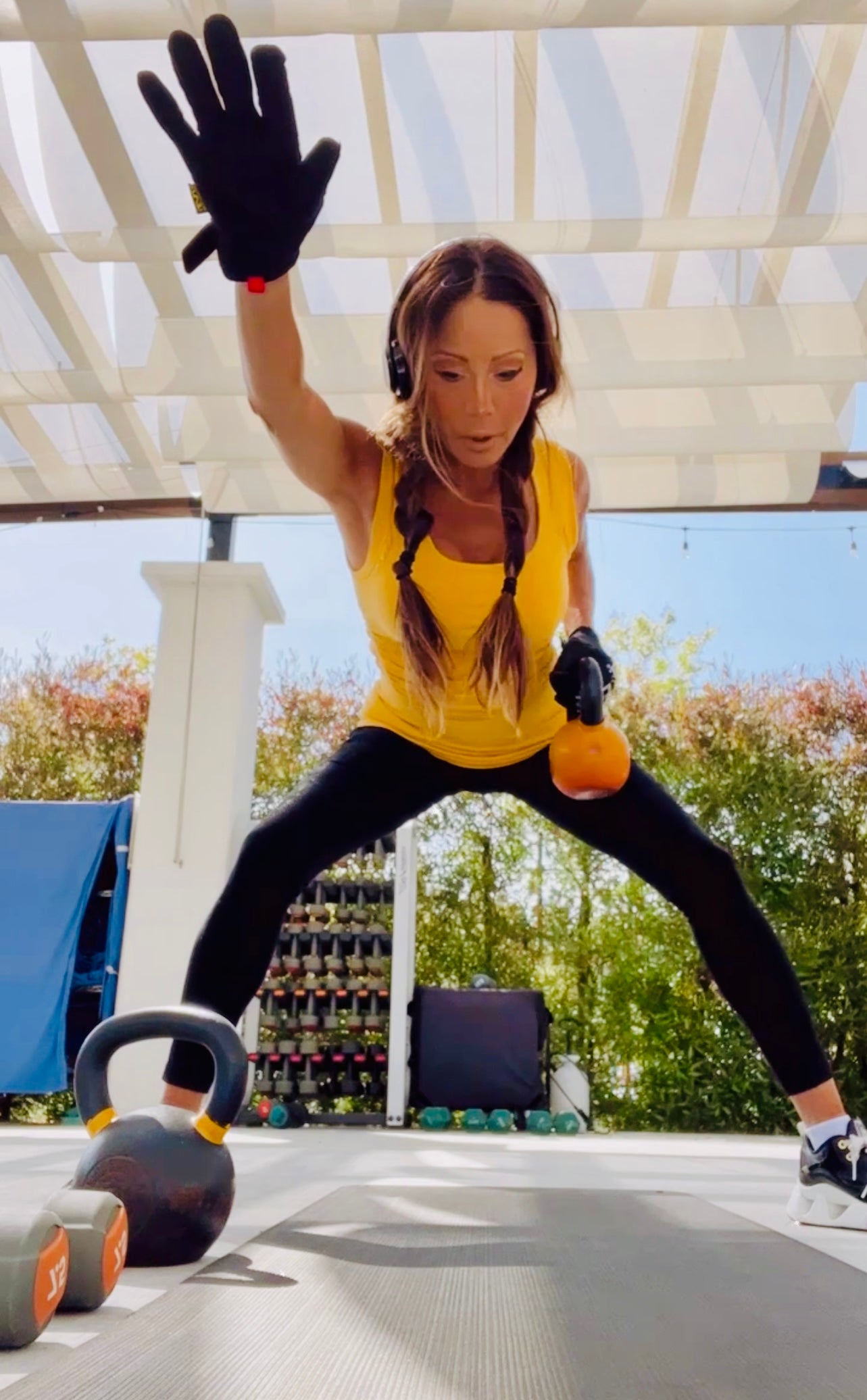 🔥 BEST SELLER: Kiana's 4-Week Team Dumbbell Program! (High-Protein Fuel Meal Plan Included)